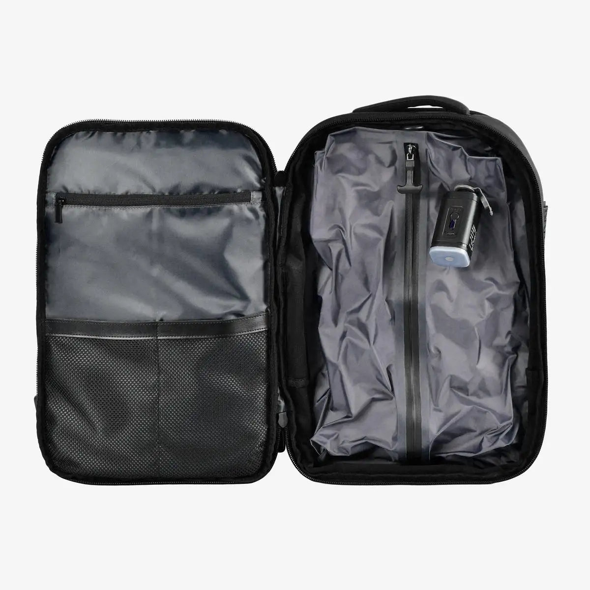 ÉCONOMISEZ JUSQU'À 140€ À CHAQUE VOYAGE. JUSQU'À 3X PLUS D'ESPACE. COMPATIBLE CABINE.